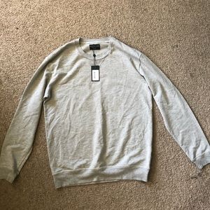 GOODLIFE light grey long sleeve/sweater
